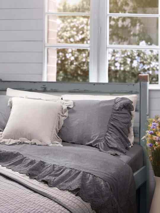 Completo letto grigio scuro 